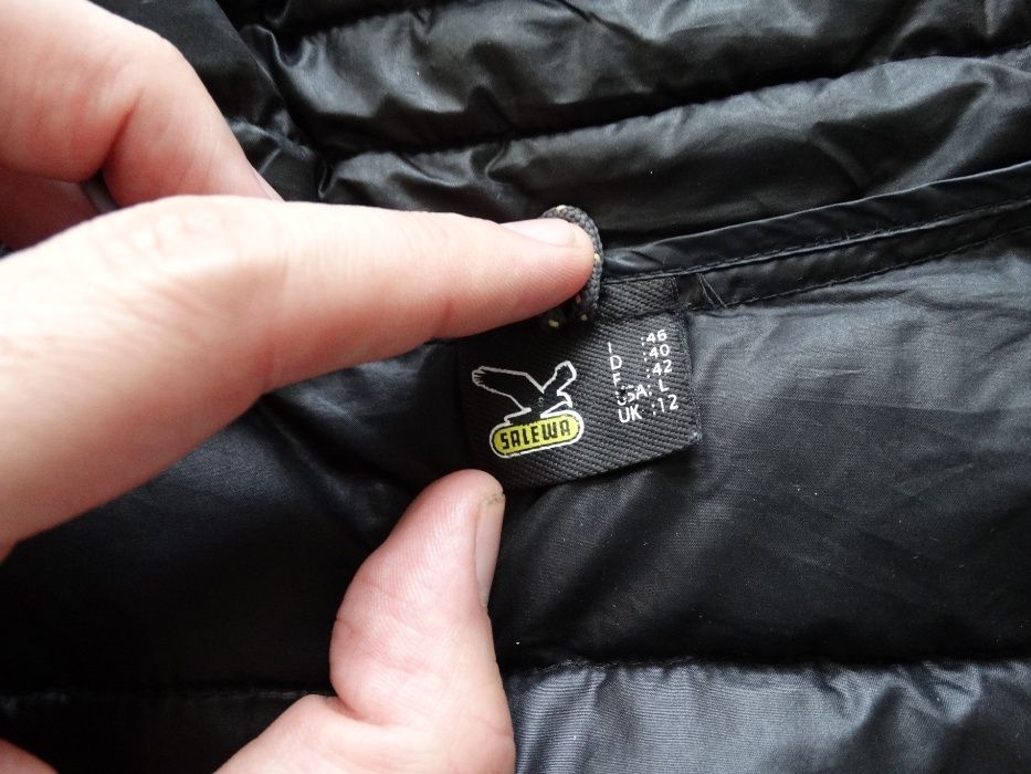 Salewa женско есенно подплатено олекотено яке размер L