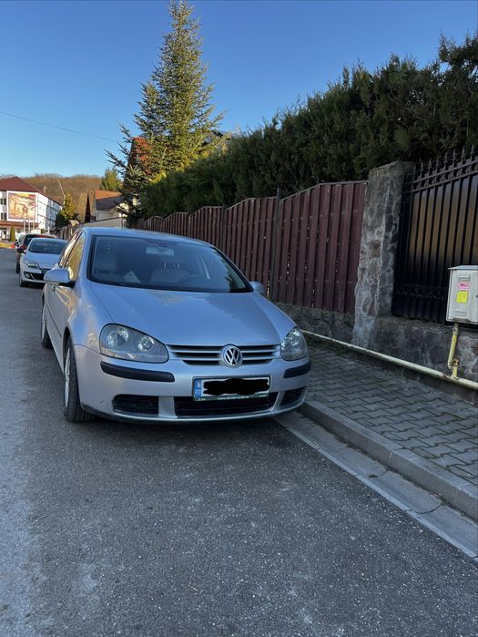 Vw golf V 2.0  2004