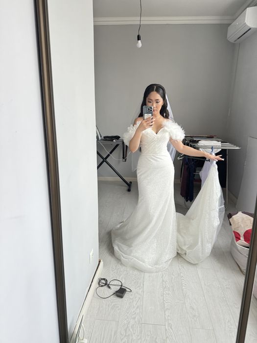 Свадебное платье