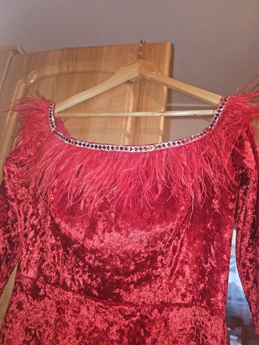 Rochie roșie de ocazie