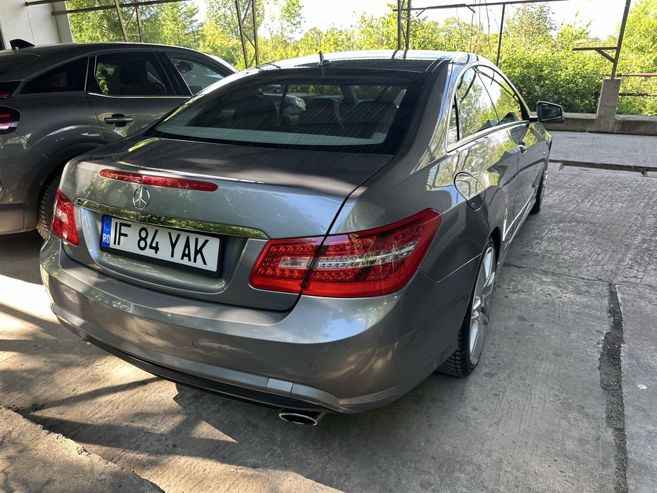MERCEDES-BENZ E-Class 2011 — imagine 4