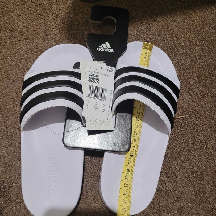 Нови оригинални дамски Адидас