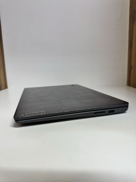 lenovo ideapad 3 15Au7 core i5