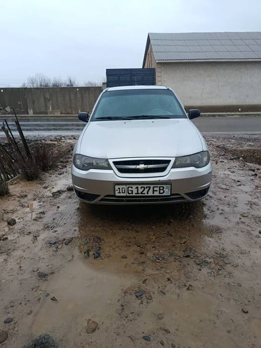 Nexia 2 1.5 Sotiladi