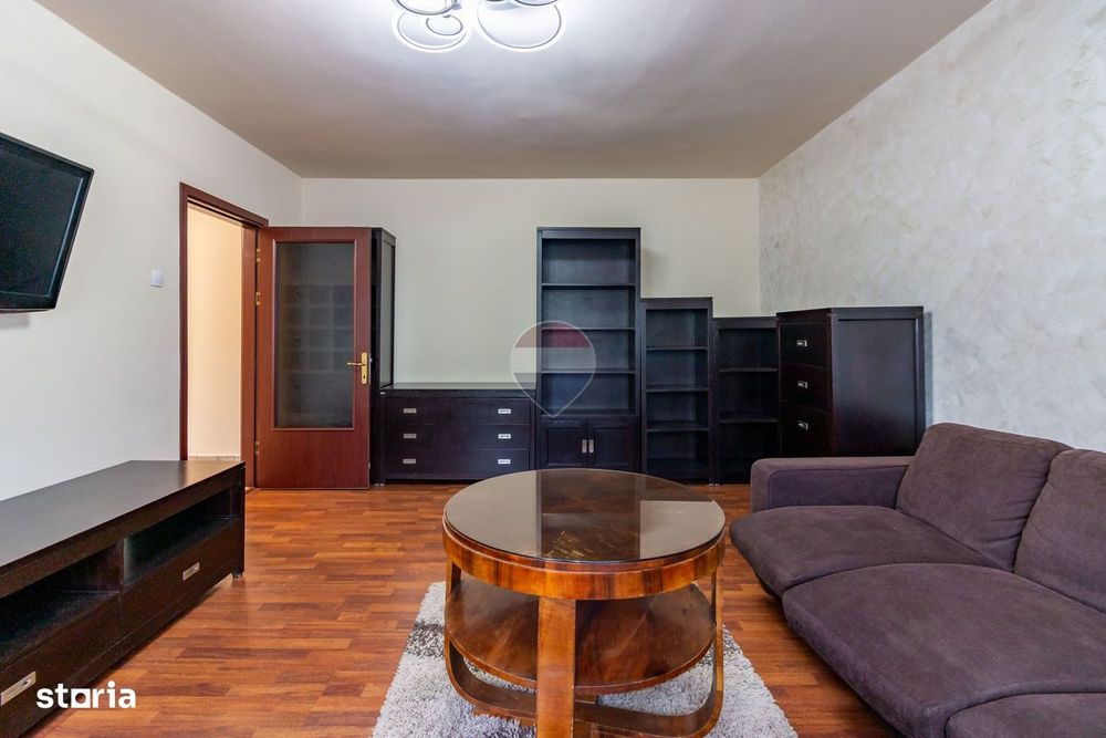 Apartament 3 camere mobilat ,strada Novaci în zona 13 Septembrie