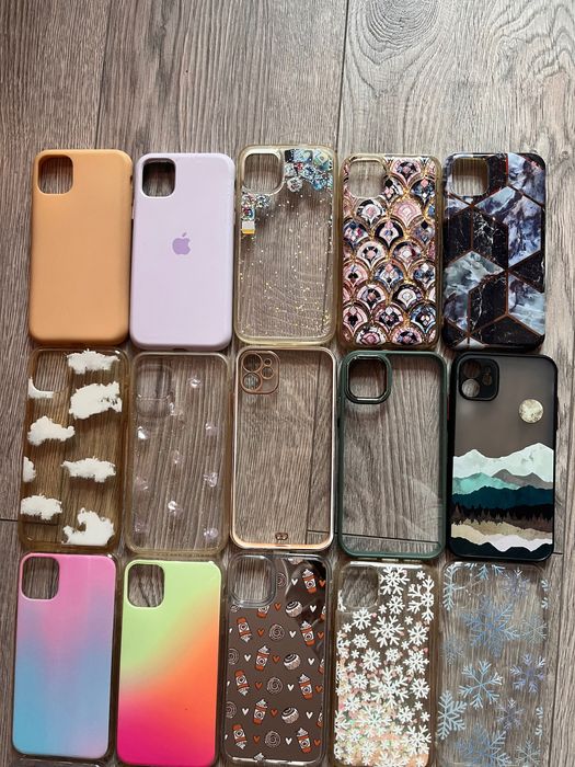 iPhone 11 + кутия + 27 кейса