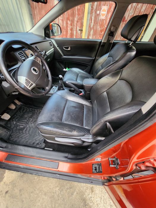 Vand sangyonk korando  an 2011 motor 2 litri   motor 2 litri 175 cp