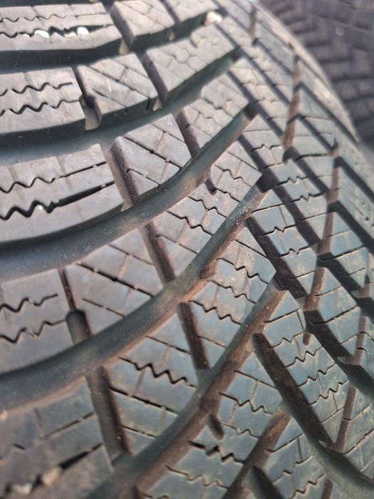 4бр 185/65/15 Hankook dot2723