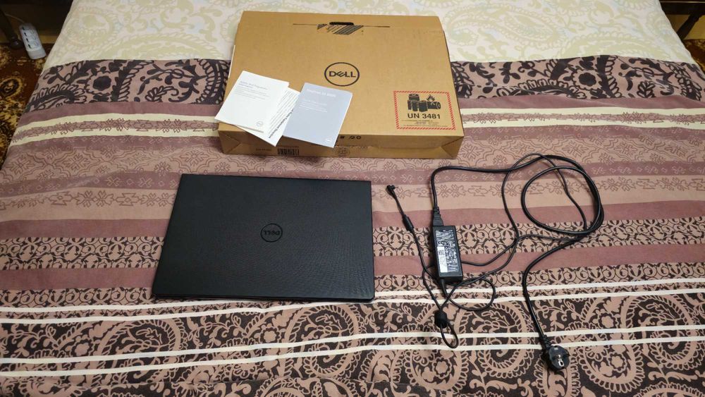 DELL Inspirion 15 3000 като нов