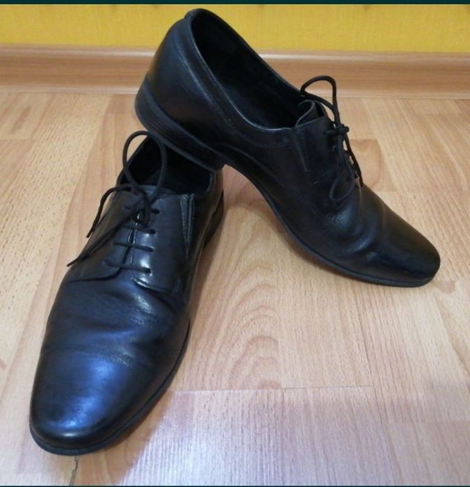 Мужские кожаные туфли