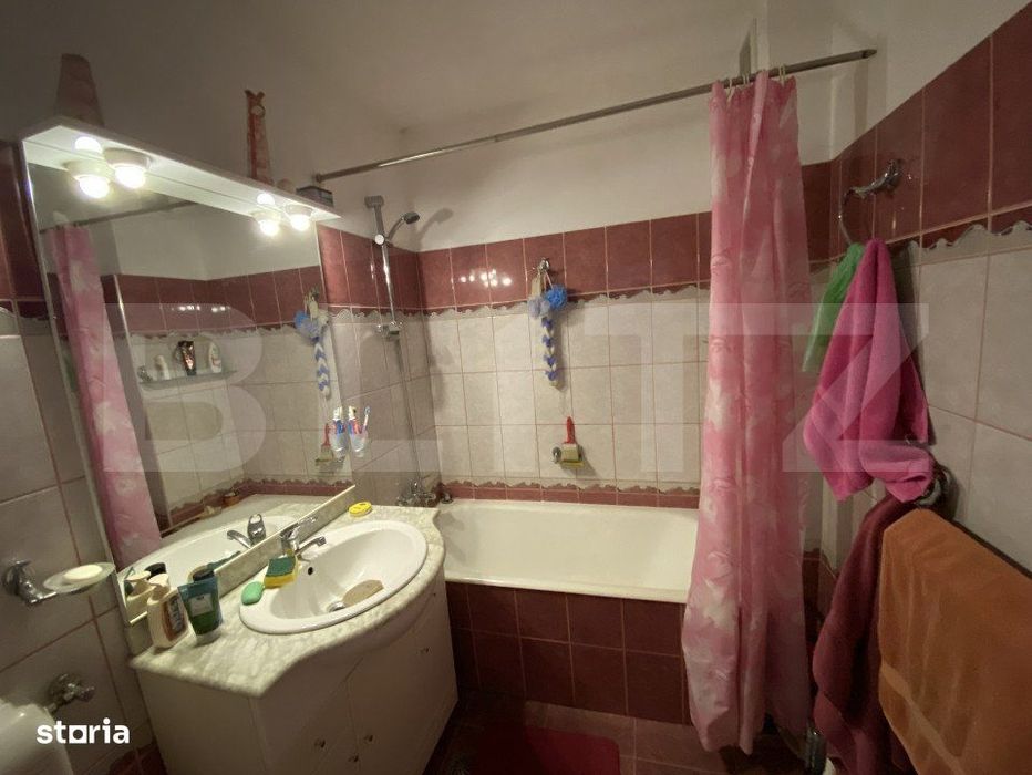 Apartament 3 camere, 64 mp, decomandat zona Porolissum