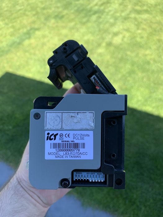 Acceptor bancnote L83