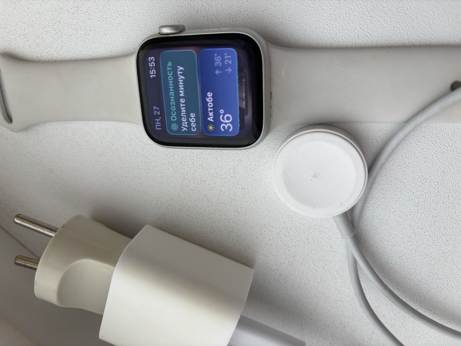 Apple whach SE оригинал