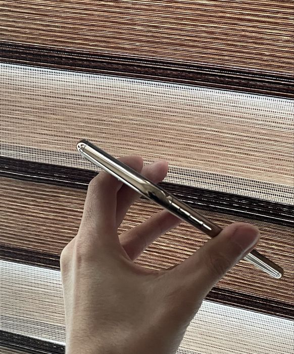 IPhone 11 Pro Max Gold Sale!