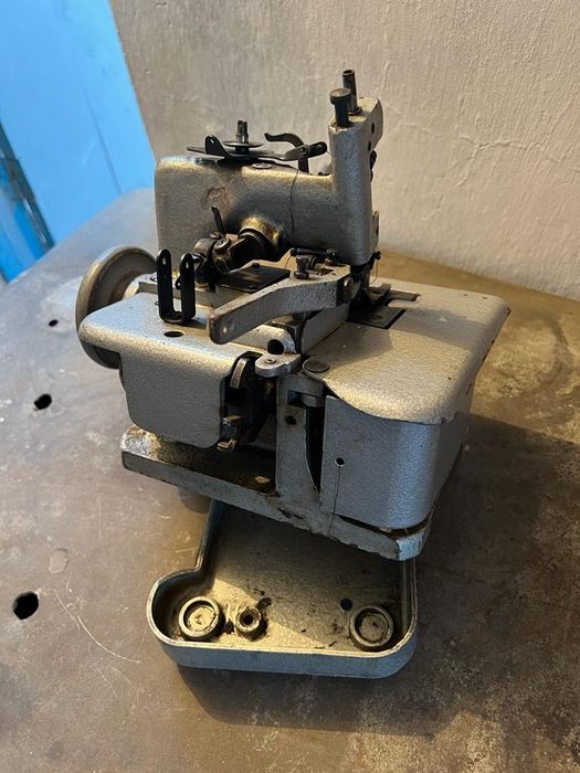 Советский  оверлок