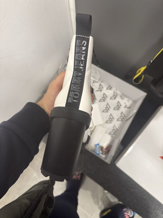 Зимни обувки висок ток TOMMY HILFIGER 39