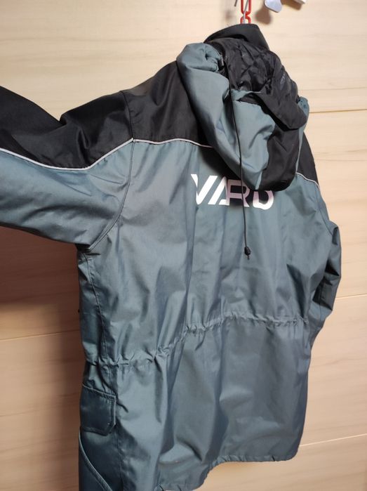 Vand geaca de iarna bărbătească superbă mărimea 54  XXL