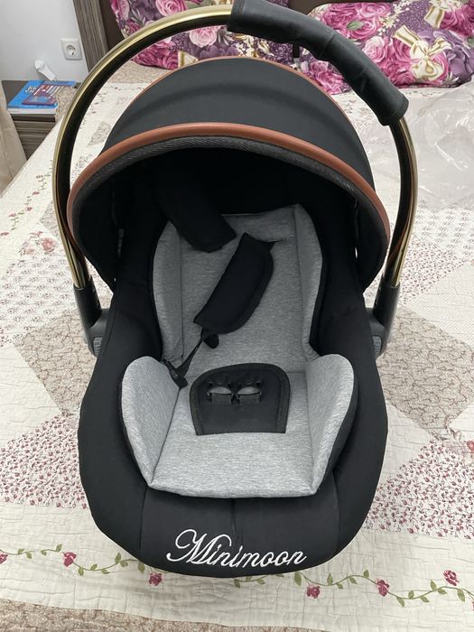 Бебешко кошче+ кош за кола