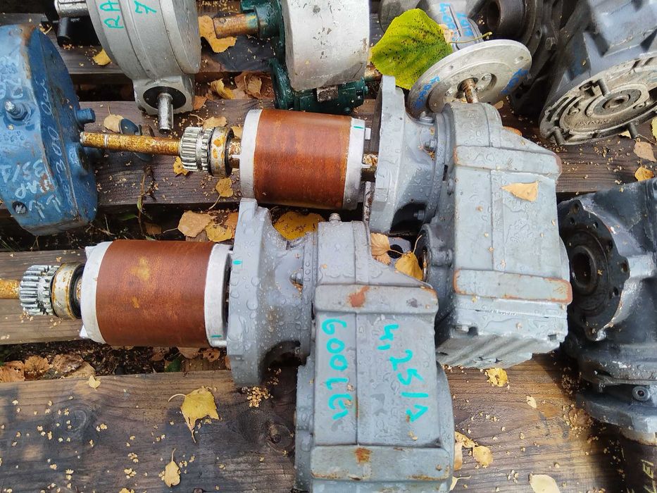 Multiplicator de turație reductor