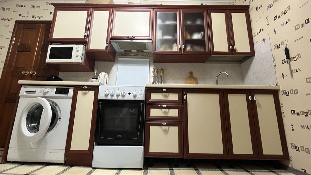 Продам куханный гарнитуру срочно