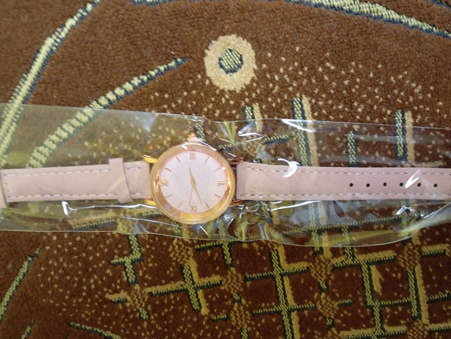 Ceas bărbați si damă             .