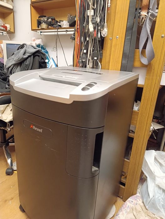 Шредер Rexel Mercury RLX20 для крупного офиса