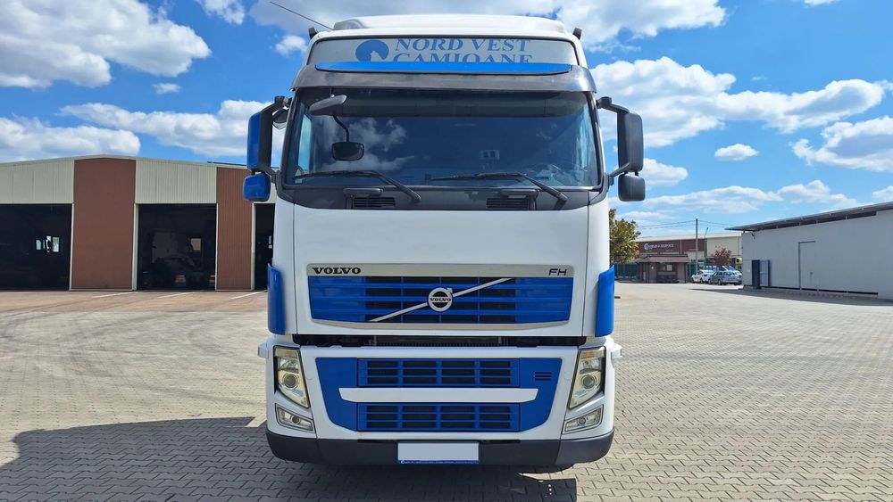Volvo FH420 EEV Cap tractor in stare tehnica si estetica foarte buna. KM reali