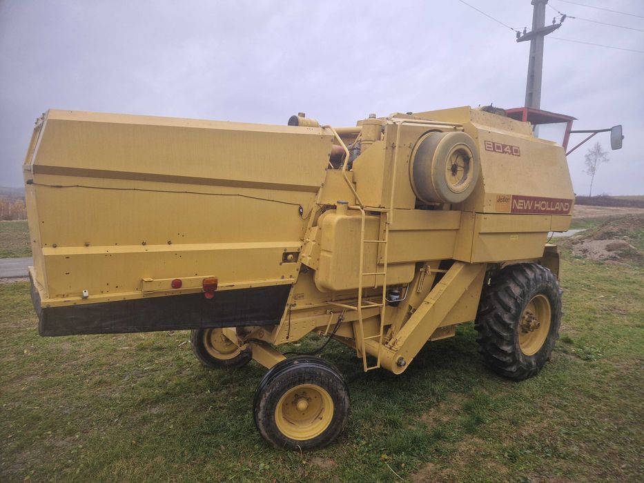 Combina New Holland 8040 import Austria