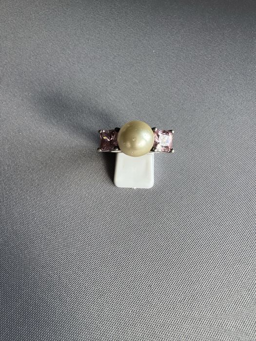 Inel din argint, perla si cubic zirconia