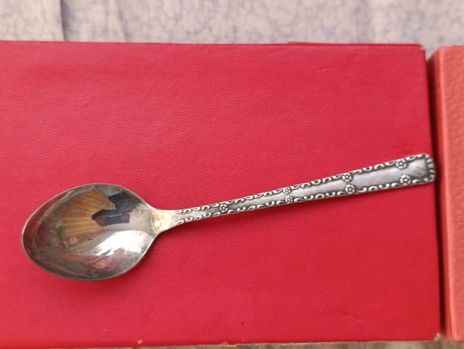 Ложки мельхиоровые , ножи , рыбочистка СССР НОВЫЕ