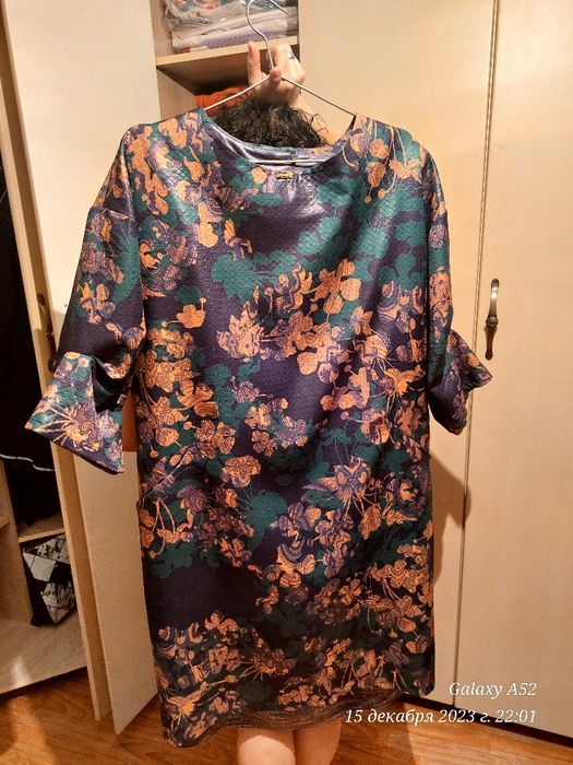 Продам красивые платья