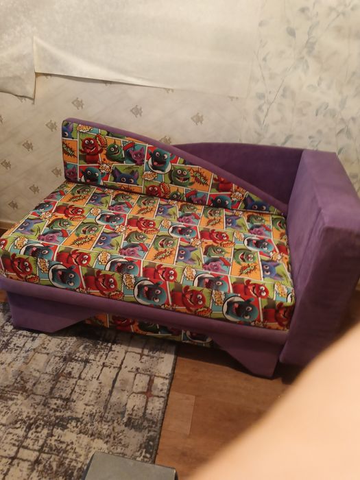 Продам детский диван