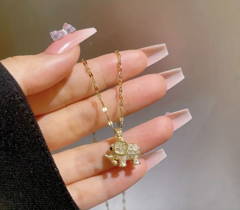 Колие за късмет ( Слонче ) с 18к златно покритие