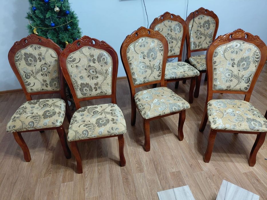 Продам стулья комплект