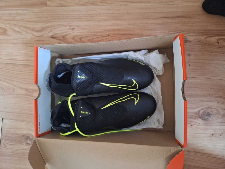 Бутонки найк 42.5 номер