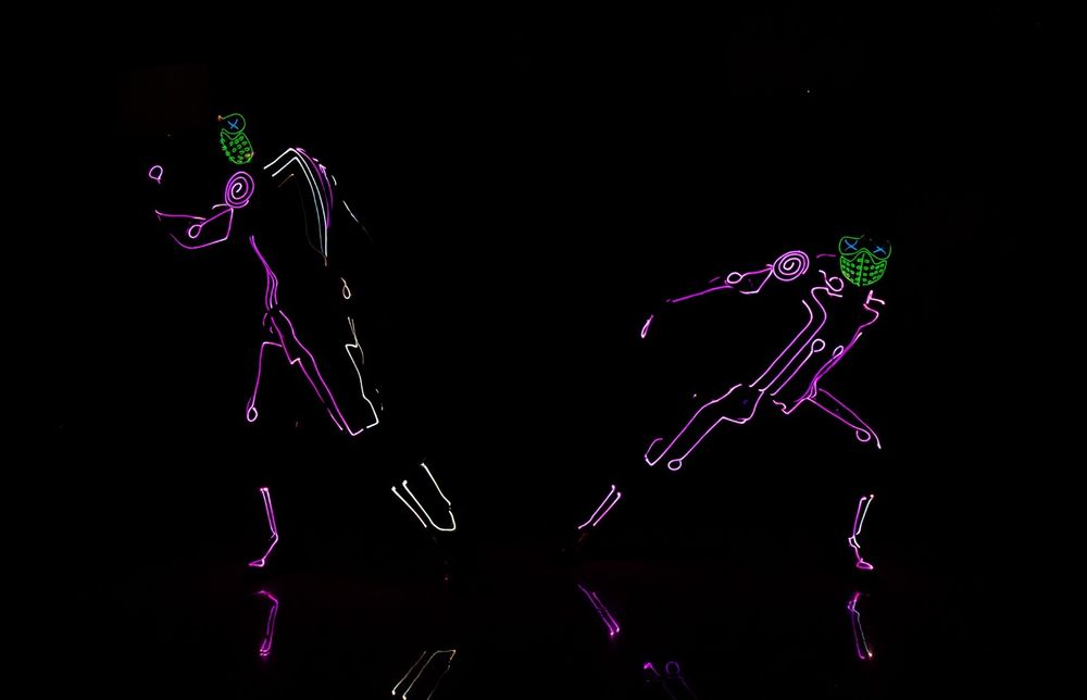 Световые костюмы