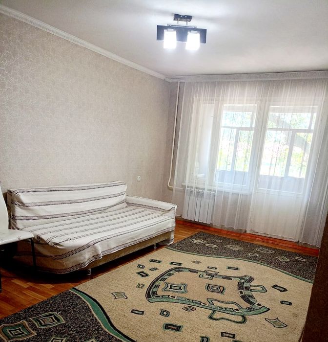 продам 1-ком. 32кв. центр 3-этаж