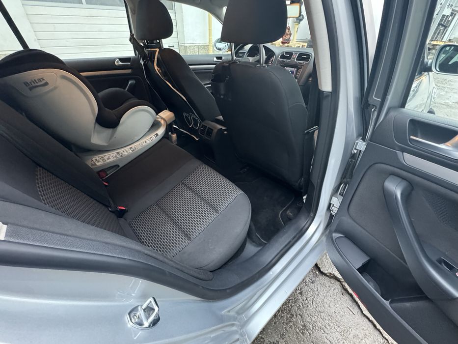 Volkswagen Golf VI 1.6 TDI Trendline