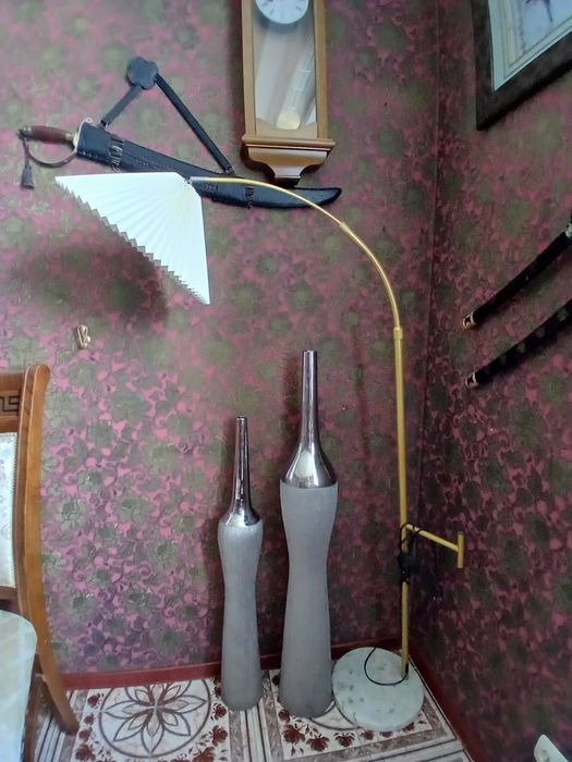 Продам вазы, часы, светильники, статуэтки