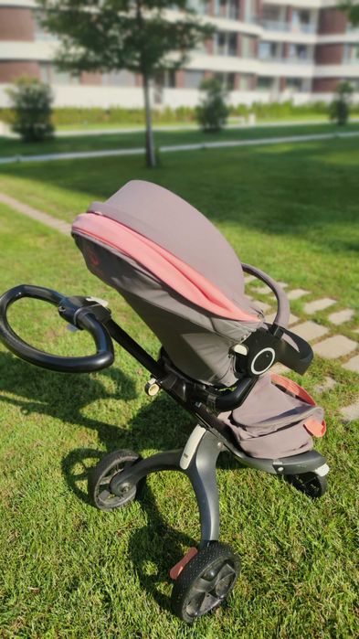 Stokke Xplory V5 Coral Limited edition