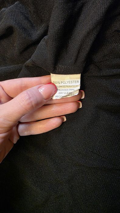 Блузка с бисером. Черная