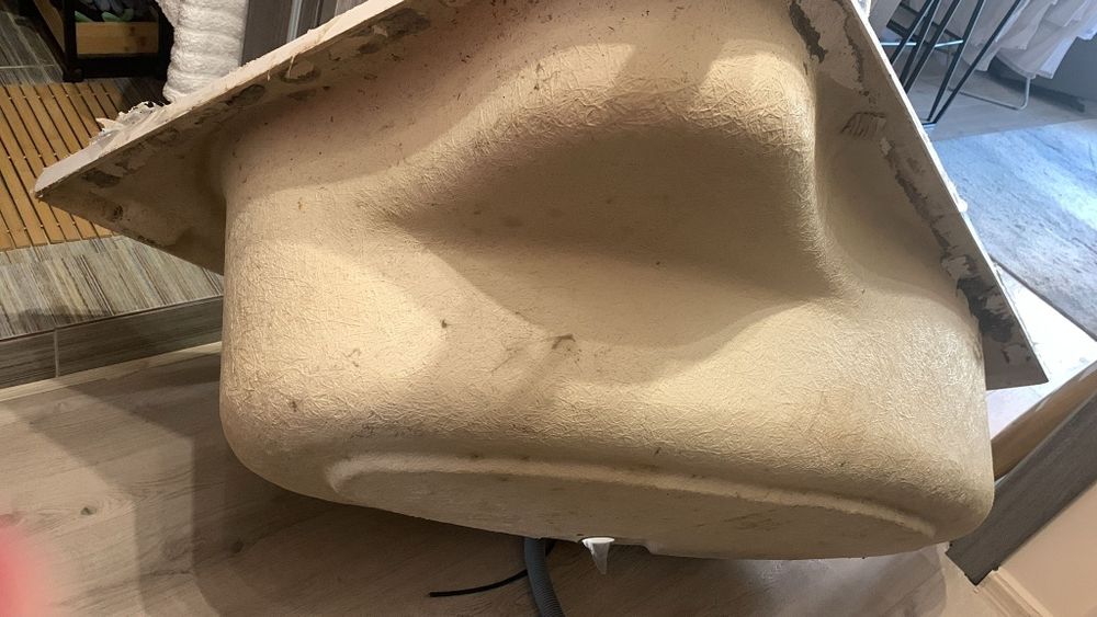 Вана компактна неупотребявана 150/98