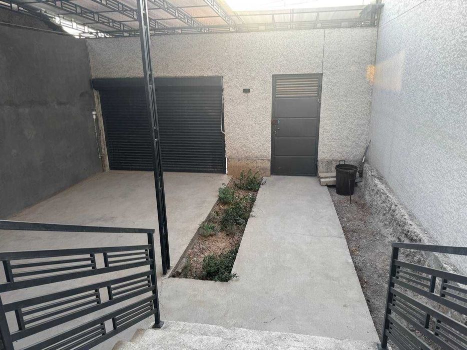 Аккурганская дом 4- комнаты