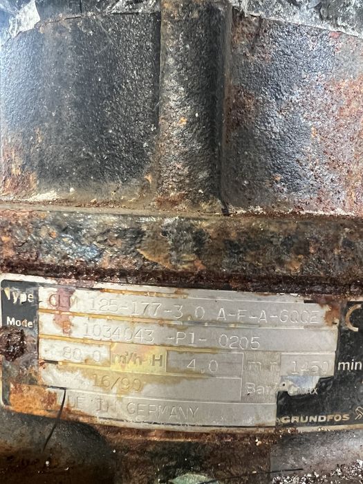 Центробежна водна помпа Grundfos Q 80 H 4