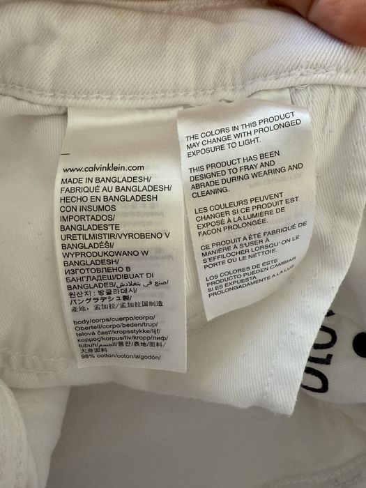 Бели  оригинални дамски дънки Calvin Klein