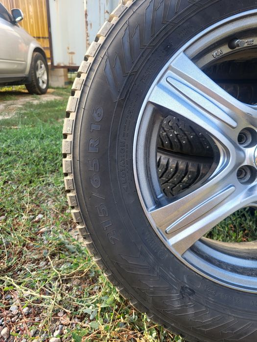 Комплект зимние шины