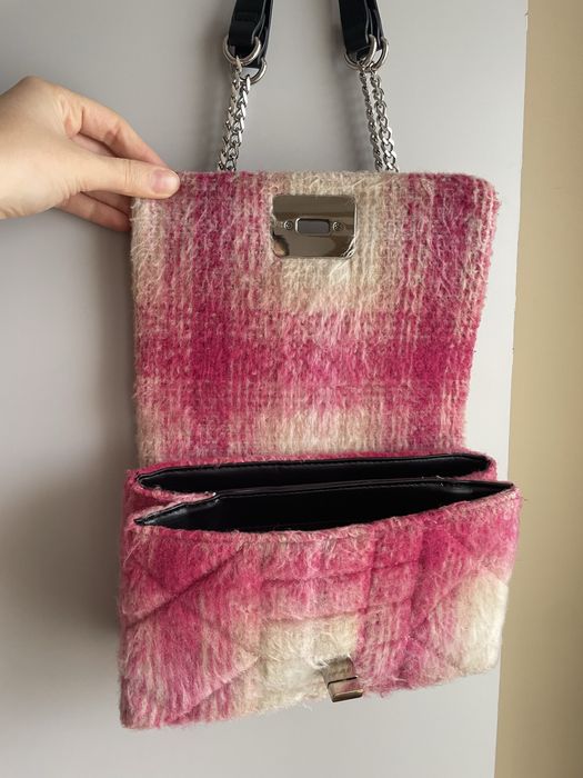 Малка розова пухена чанта Parfois