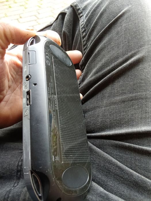 PlayStation Vita (PS Vita) OLED - Sapphire Blue + Оригинален Кабел