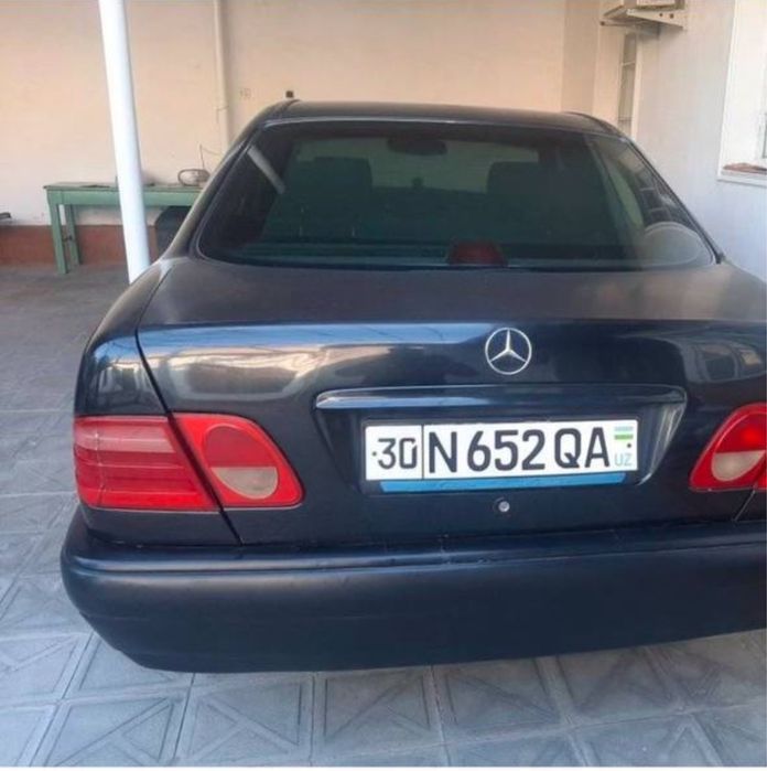 Продается 210 кузов мерс.