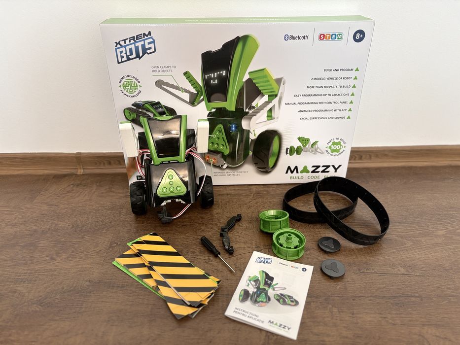 Robot programabil Xtrem Bots Mazzy STEM Bluetooth asamblat cu accesorii si cutie
